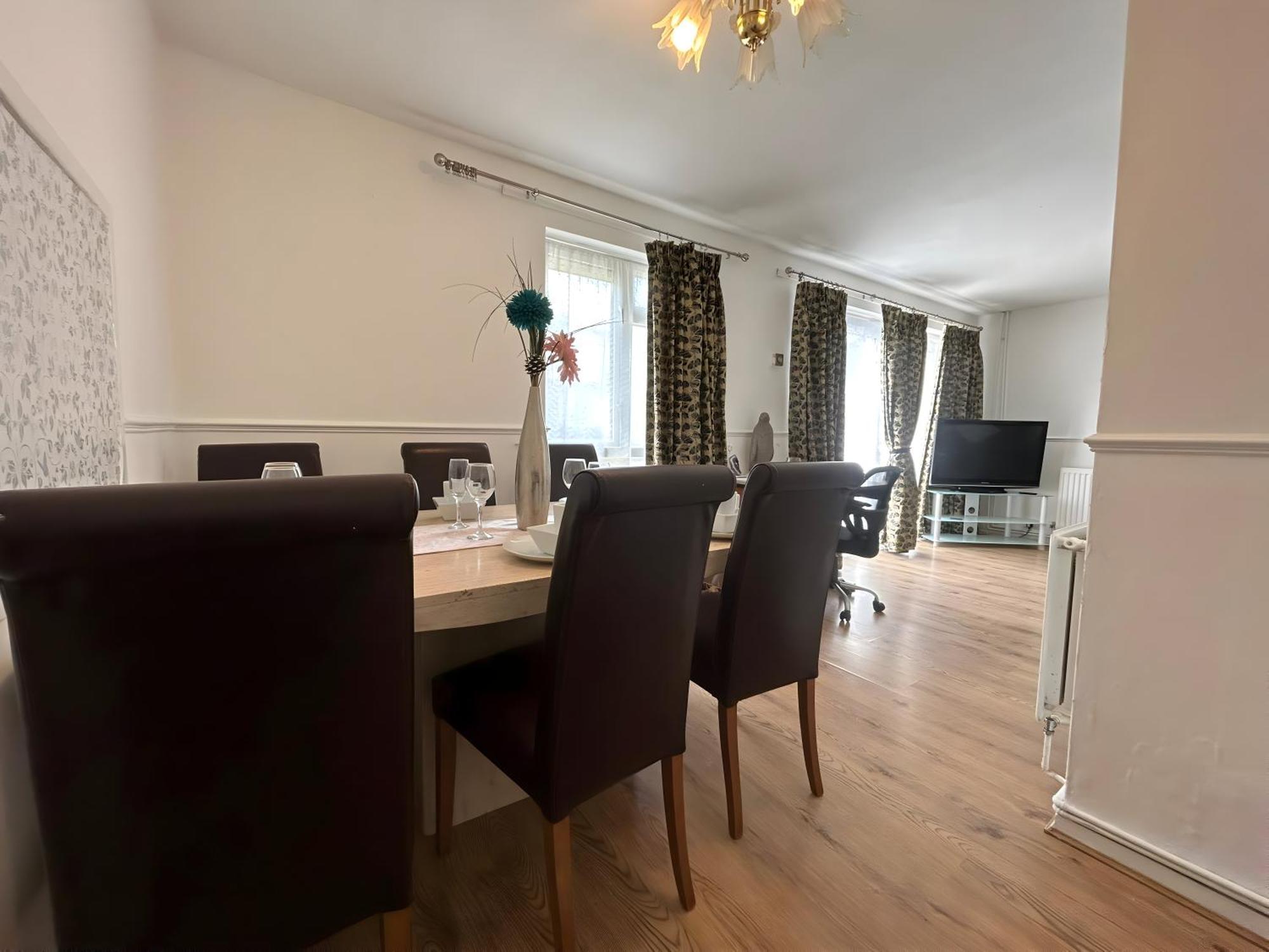 3 Bedroom House By M40 J4 High Wycombe Eksteriør bilde